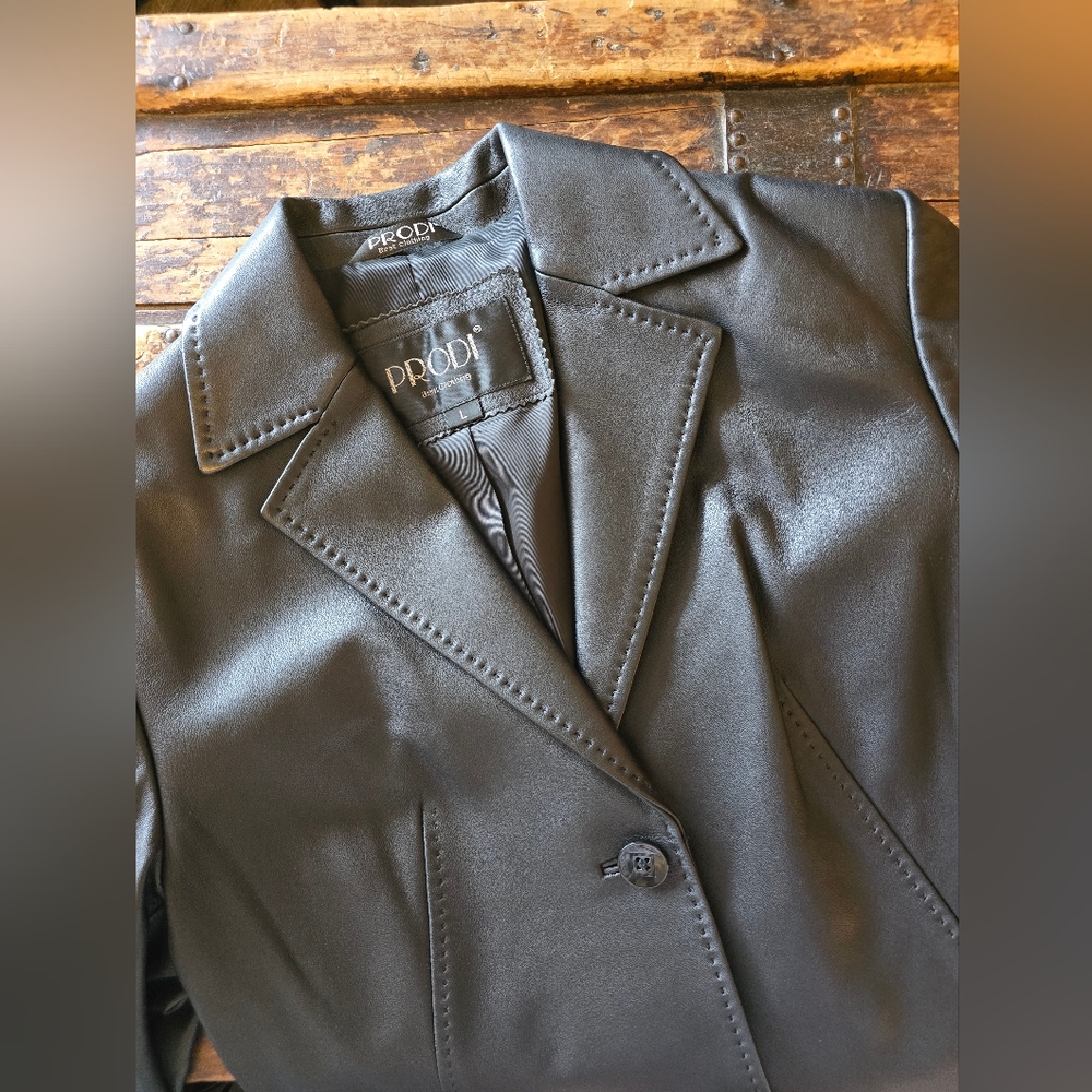 Womans Classic Black Leather Blazer Jacket Tailored Cut Office Biker Size Large - Picture 9 of 13
